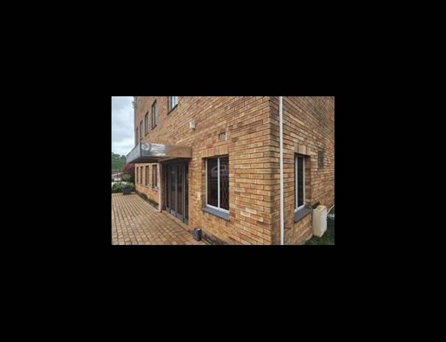 760M² OFFICE TO LET IN NEW GERMANY